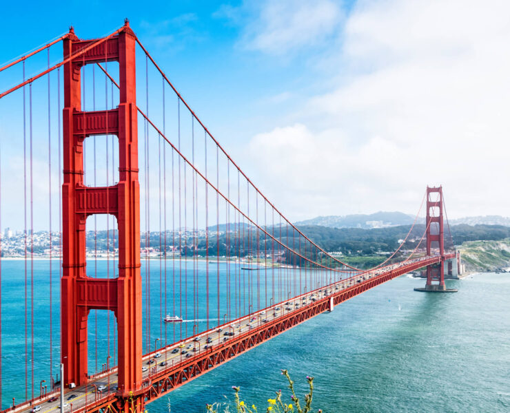 Golden Gate bridge over San Francisco Bay